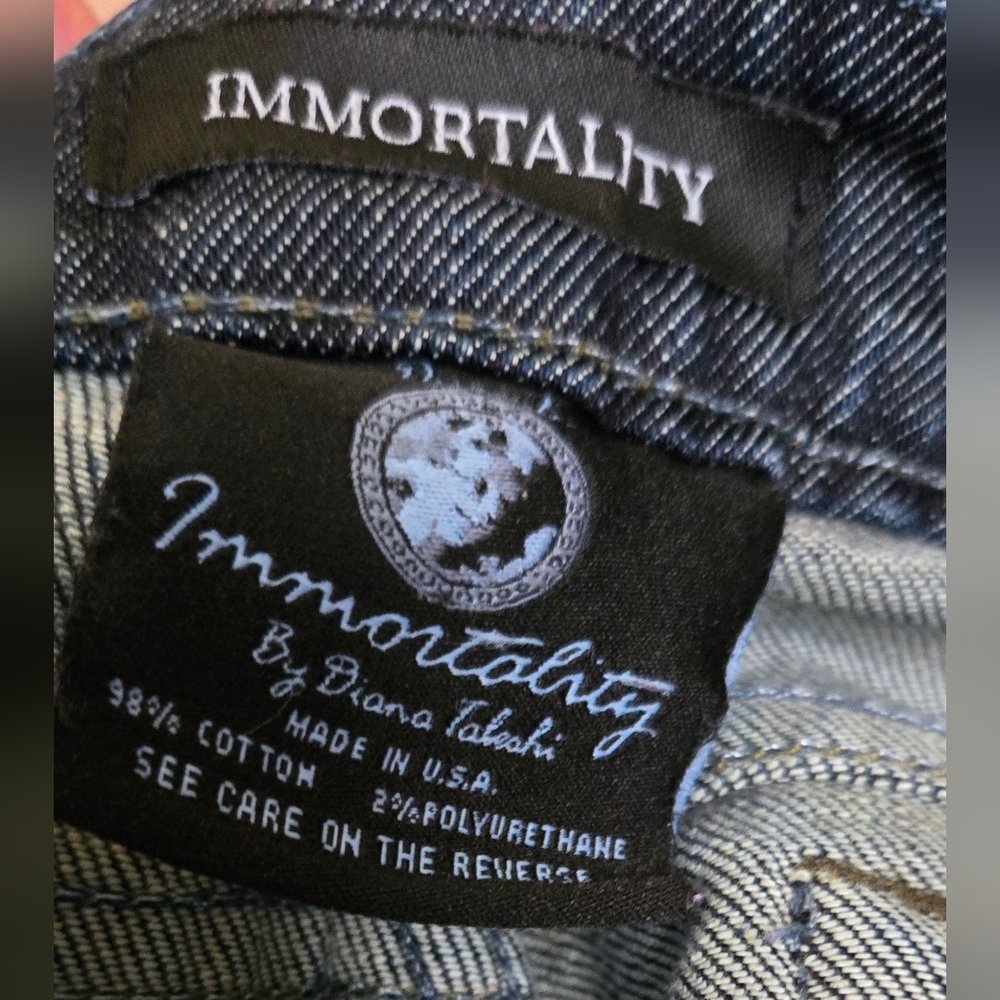 Immortality By Diana Taleshi Women's Y2k Vintage Jeans with Faded Indigo - Picture 3 of 6